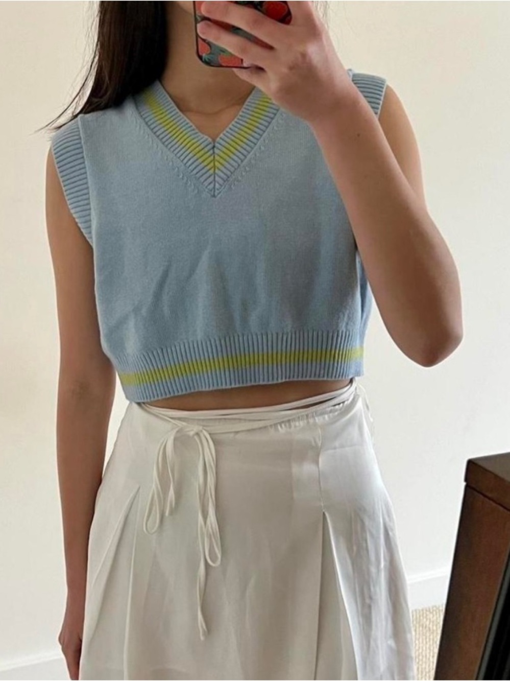 NWT Aritzia Sunday Best Winston Cropped Sweater Vest Merino Wool Blue Sz Small - Picture 9 of 11